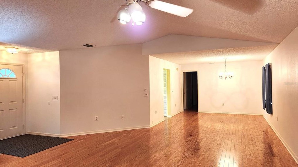 2157 Woodbury Blvd, Lakeland FL  33810-6238 exterior