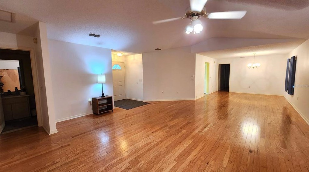 2157 Woodbury Blvd, Lakeland FL  33810-6238 exterior