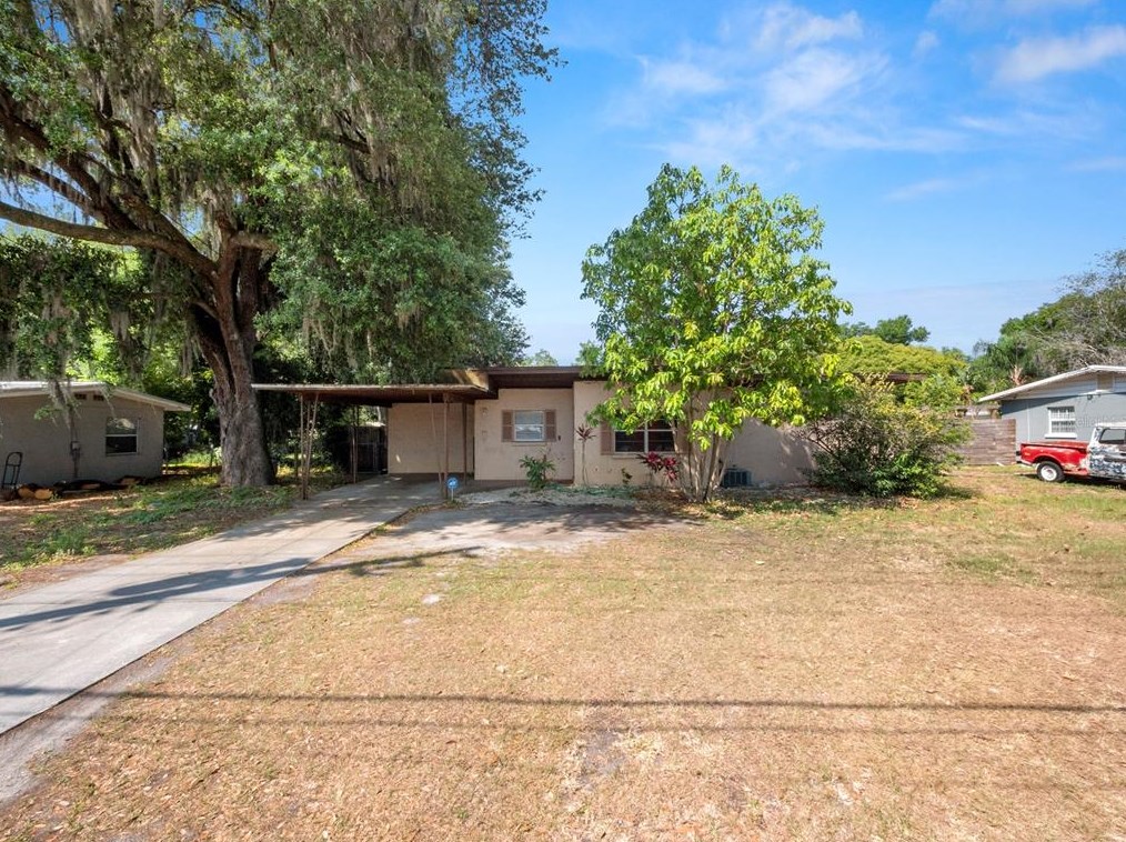 411 Longfellow Blvd, Lakeland FL  33801-2450 exterior