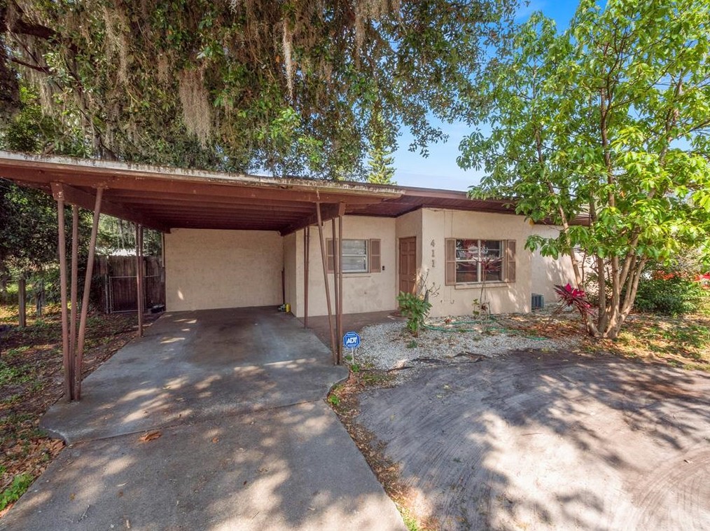 411 Longfellow Blvd, Lakeland FL  33801-2450 exterior