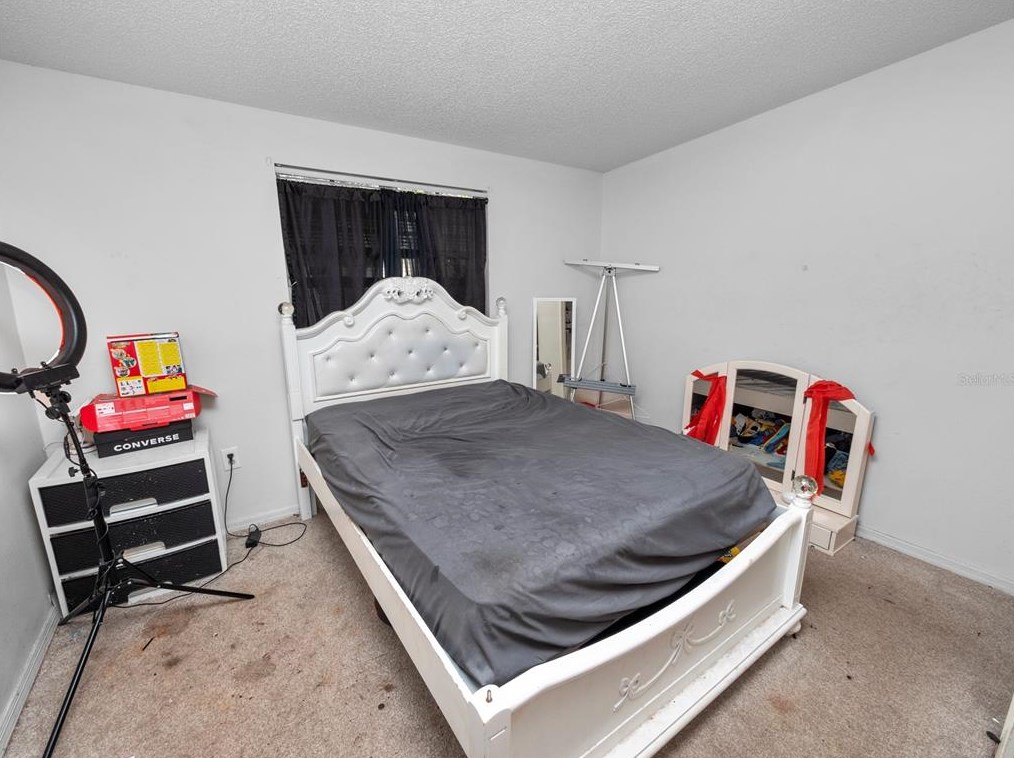 411 Longfellow Blvd, Lakeland FL  33801-2450 exterior