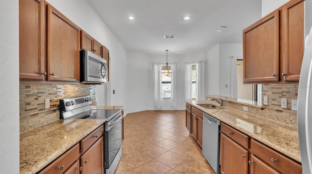 1752 Williamsburg Dr, Bartow FL  33830-6507 exterior