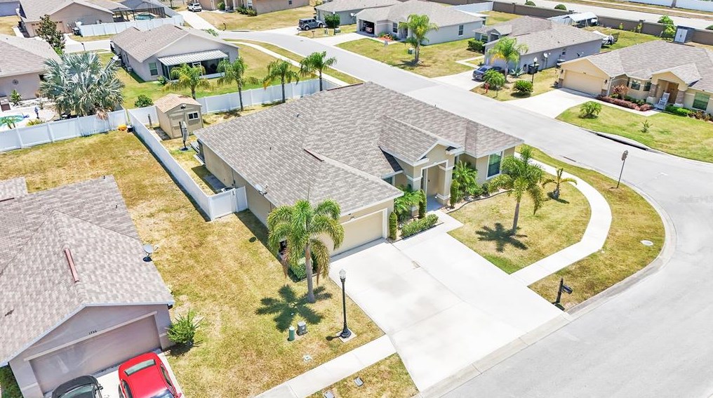1752 Williamsburg Dr, Bartow FL  33830-6507 exterior