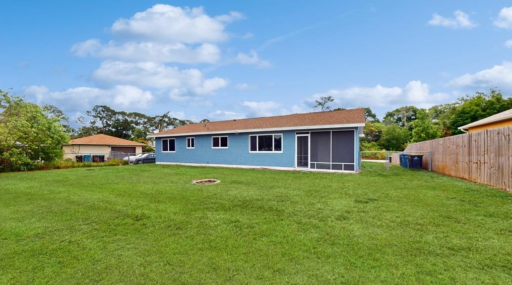 1053 Zambrana St, Melbourne FL 32909-5272 exterior