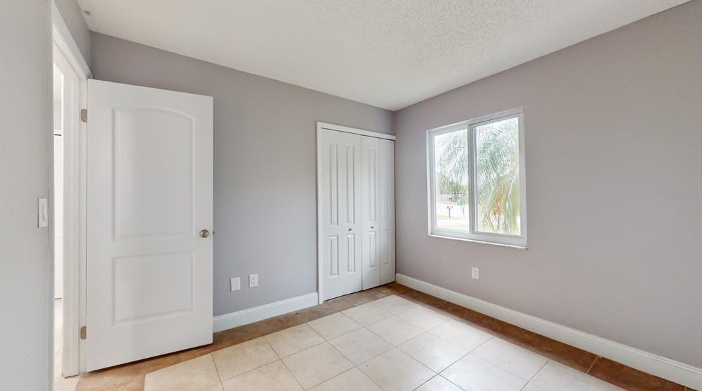 1053 Zambrana St, Melbourne FL 32909-5272 exterior