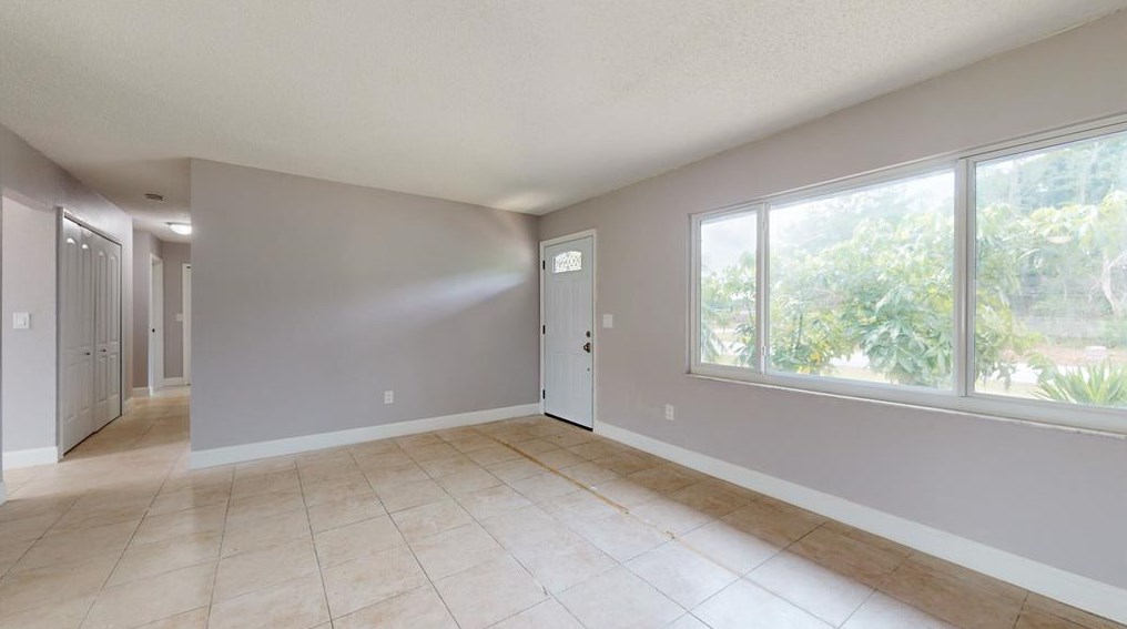 1053 Zambrana St, Melbourne FL 32909-5272 exterior