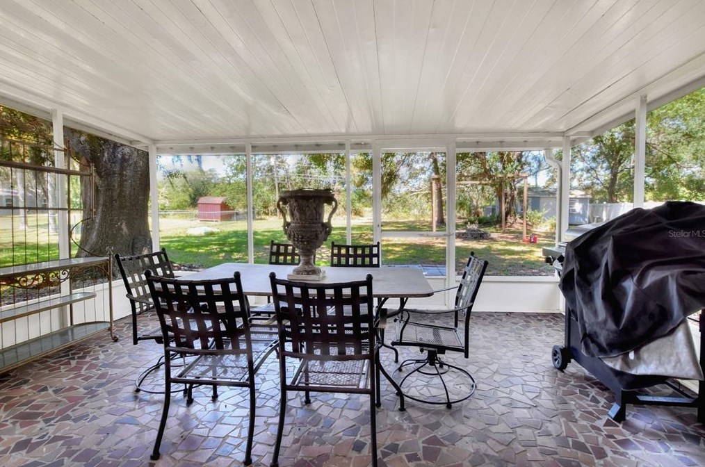 6620 Tula Ln, Lakeland FL  33809-4320 exterior