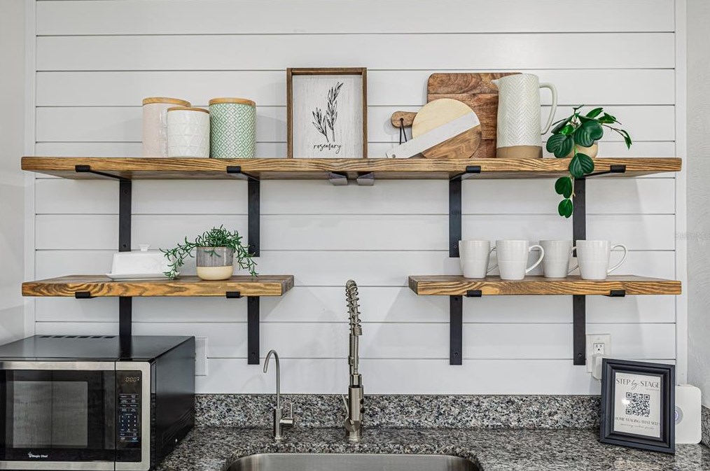 1636 Huntington St, Lakeland FL  33801-5936 exterior