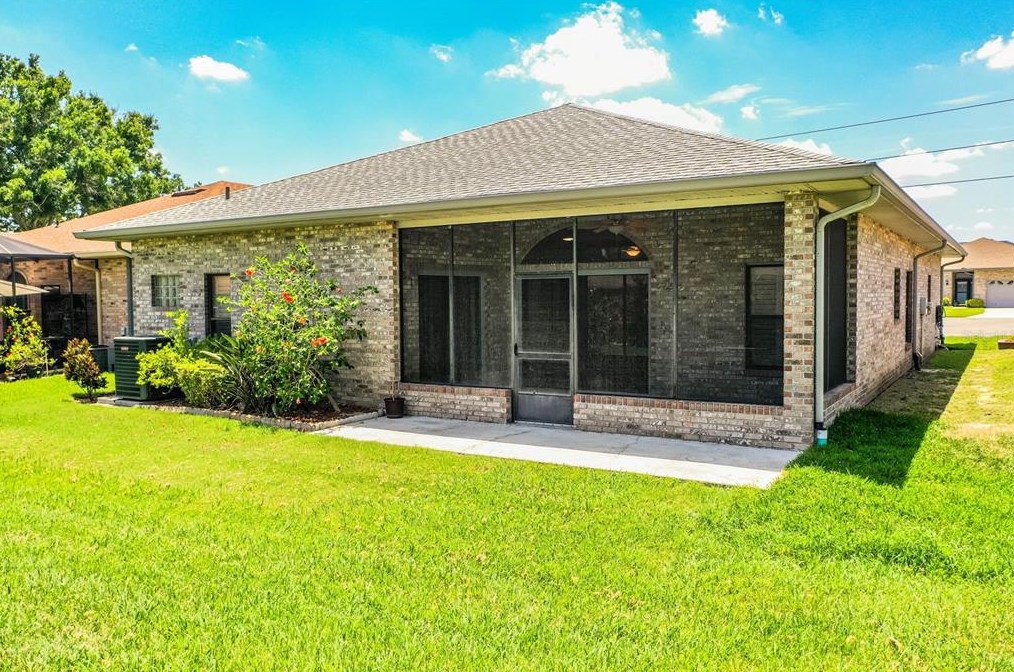 763 Martinique Cir, Lakeland FL  33803-5629 exterior