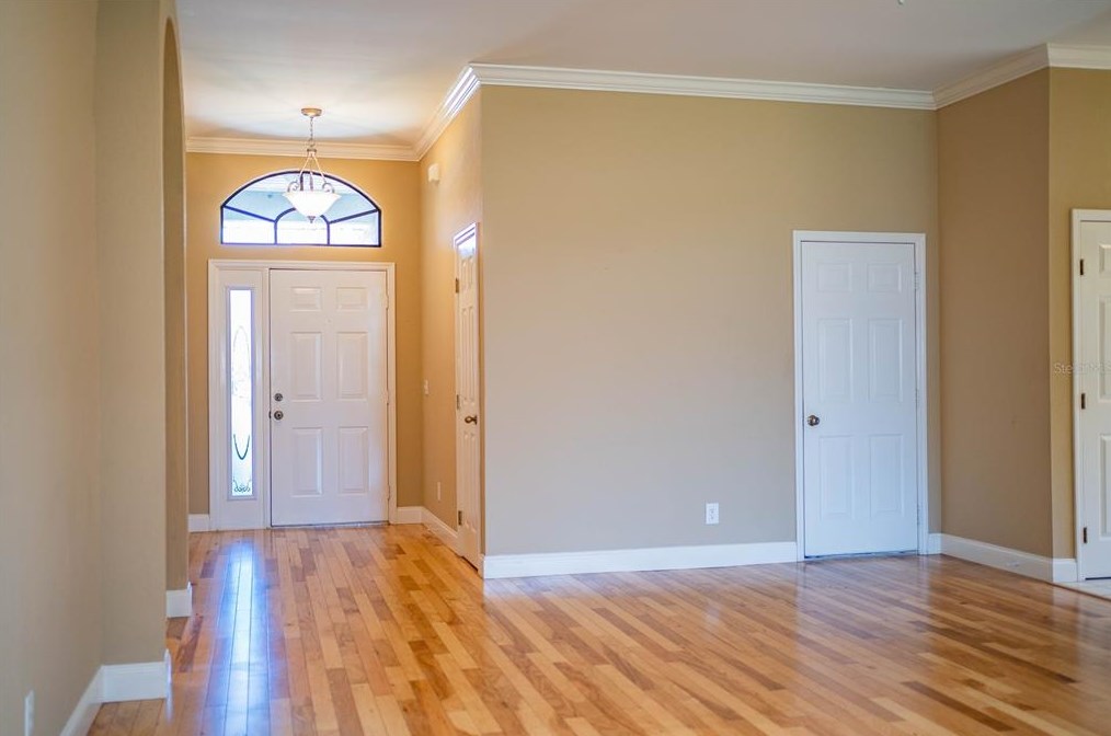 763 Martinique Cir, Lakeland FL  33803-5629 exterior