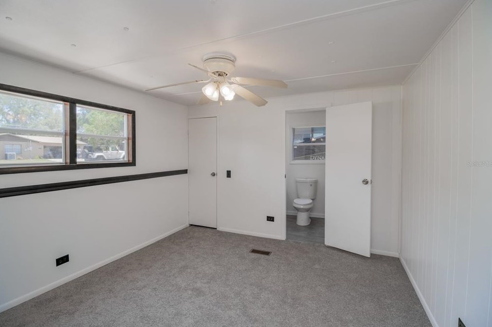 4418 Sunnyside Dr, Fruitland Park FL  34731-5609 exterior