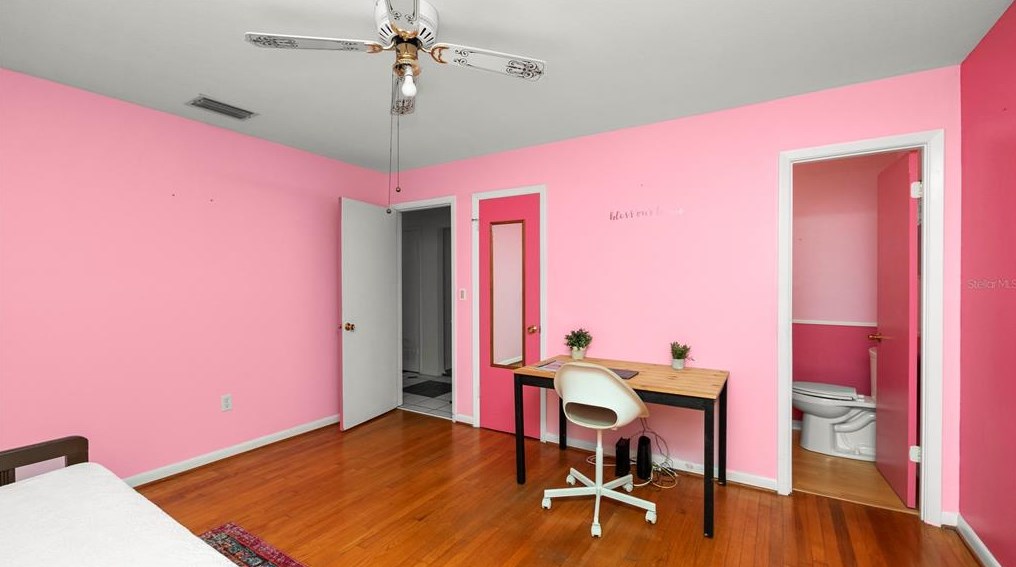 924 Lowell St, Lakeland FL  33805-3046 exterior