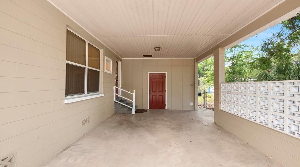 924 Lowell St, Lakeland FL  33805-3046 exterior