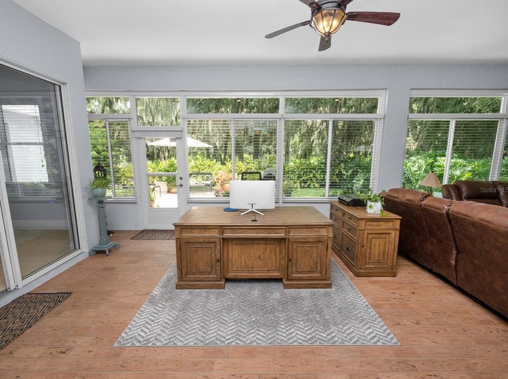 800 Osprey Lndg Dr, Lakeland FL 33813-4686 exterior