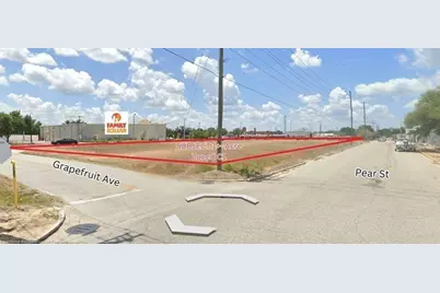 648 N Ridgewood Drive, Sebring, FL 33870 - Photo 3