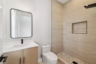 116 Wimbledon Ct, Redington Shores, FL 33708 - Photo 29