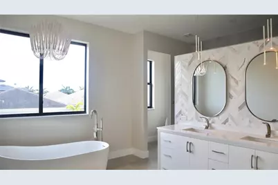 116 Wimbledon Court, Redington Shores, FL 33708 - Photo 23