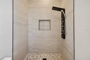 116 Wimbledon Ct, Redington Shores, FL 33708 - Photo 27