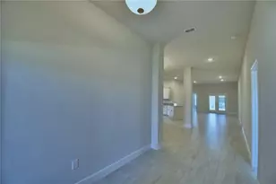 5126 Villa Crst Wy, Auburndale, FL 33823 - Photo 3