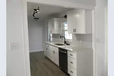 5260 42nd Street S, Saint Petersburg, FL 33711 - Photo 17