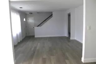 5260 42nd St S, Saint Petersburg, FL 33711 - Photo 11