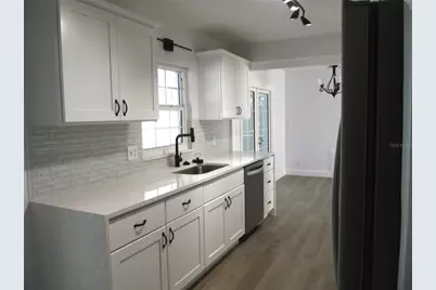 5260 42nd Street S, Saint Petersburg, FL 33711 - Photo 19
