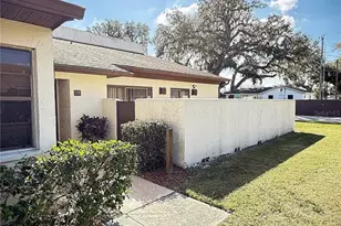 1880 N Crystal Lake Dr, Lakeland, FL 33801 - Photo 7