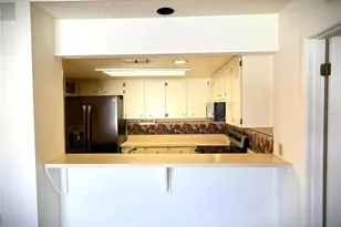 1880 N Crystal Lake Dr, Lakeland, FL 33801 - Photo 13