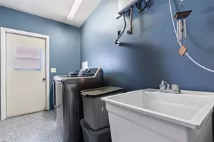 1957 Prairie Dunes Cir N, Lakeland, FL 33810 - Photo 31