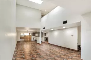 1880 N Crystal Lake Dr, Lakeland, FL 33801 - Photo 9