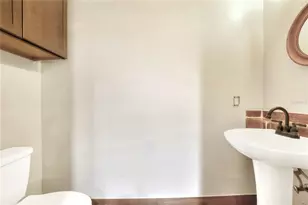 1880 N Crystal Lake Dr, Lakeland, FL 33801 - Photo 13