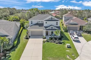 7048 White Willow Ct, Sarasota, FL 34243 - Photo 3