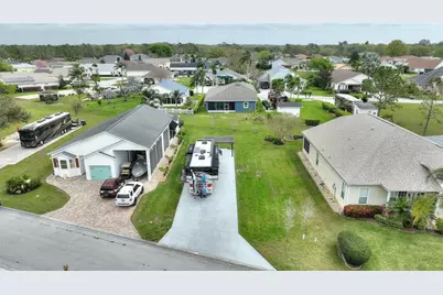 1098 Motorcoach Drive, Polk City, FL 33868 - Photo 3