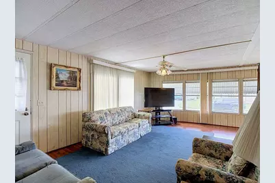 1007 Forest Lake Drive, Lakeland, FL 33809 - Photo 13