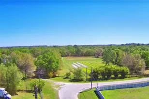 2039 Ranchland Dr, Lakeland, FL 33809 - Photo 7