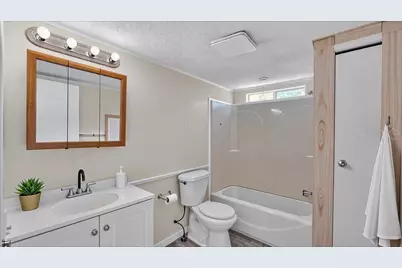 8638 Gibson Oaks Drive, Lakeland, FL 33809 - Photo 23