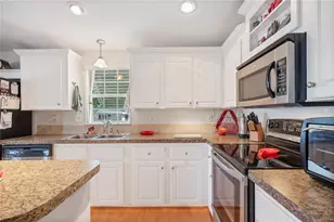 38 Queen of Waters St, Lake Wales, FL 33898 - Photo 11