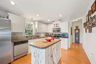 38 Queen of Waters St, Lake Wales, FL 33898 - Photo 5