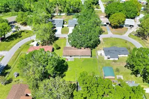 6070 Hilltop Ln E, Lakeland, FL 33809 - Photo 31