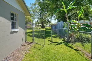 6070 Hilltop Ln E, Lakeland, FL 33809 - Photo 37
