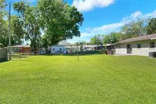 6070 Hilltop Ln E, Lakeland, FL 33809 - Photo 33