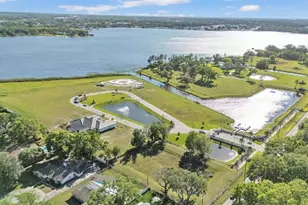 5472 Shoreview Dr, Lakeland, FL 33809 - Photo 83