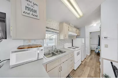 2511 Limewood Avenue, Clermont, FL 34714 - Photo 13