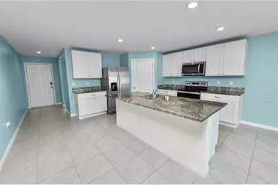 8009 Sail Clover Lane, Zephyrhills, FL 33540 - Photo 3