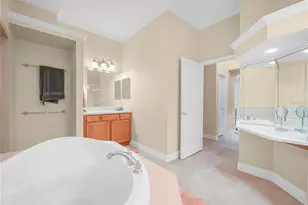 3300 Hawks Ridge Dr, Lakeland, FL 33810 - Photo 11