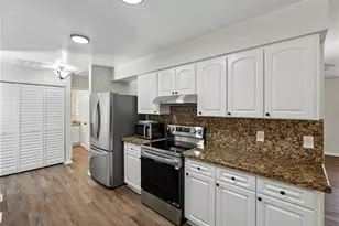 4965 Goldenview Ln, Lakeland, FL 33811 - Photo 13