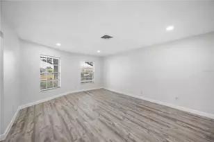 970 14th St NE, Winter Haven, FL 33881 - Photo 7