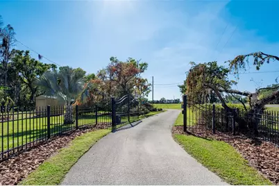 701 E 60 Highway, Plant City, FL 33567 - Photo 77