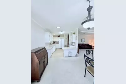 814 Forest Lake Drive, Lakeland, FL 33809 - Photo 5