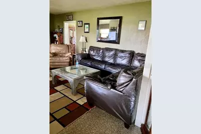 4708 James L Redman Parkway, Plant City, FL 33567 - Photo 3